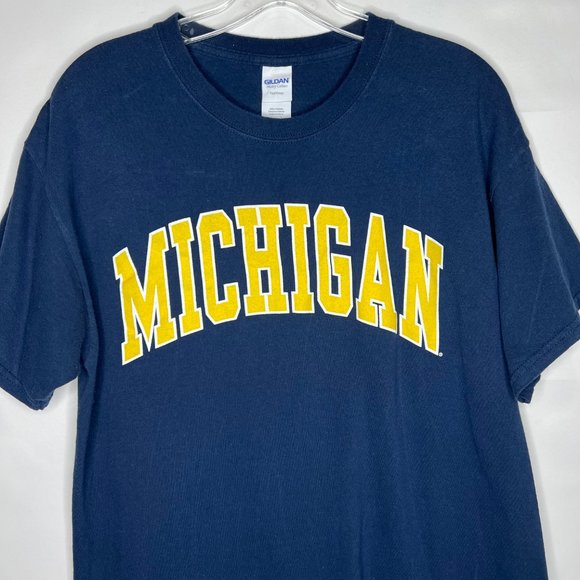 Gildan Woman’s Shirt sz Lg.  Michigan Wolverines Navy Blue & Yellow T-shirt - Picture 2 of 7
